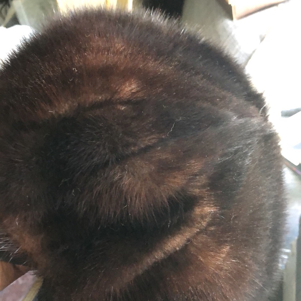 Vintage 1960s Betmar Mink Fur Ladies Hat in sable color size 6 - Picture 13 of 15